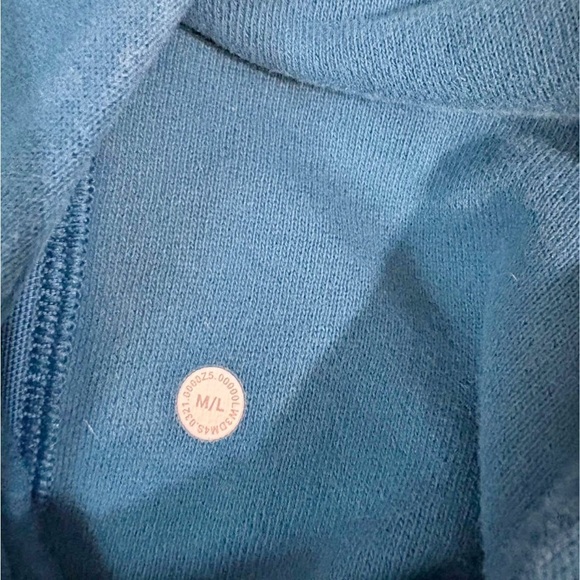 Lululemon Scuba Oversized 1/2 Zip Hoodie Size M/L in Blue Borealis - Picture 8 of 9